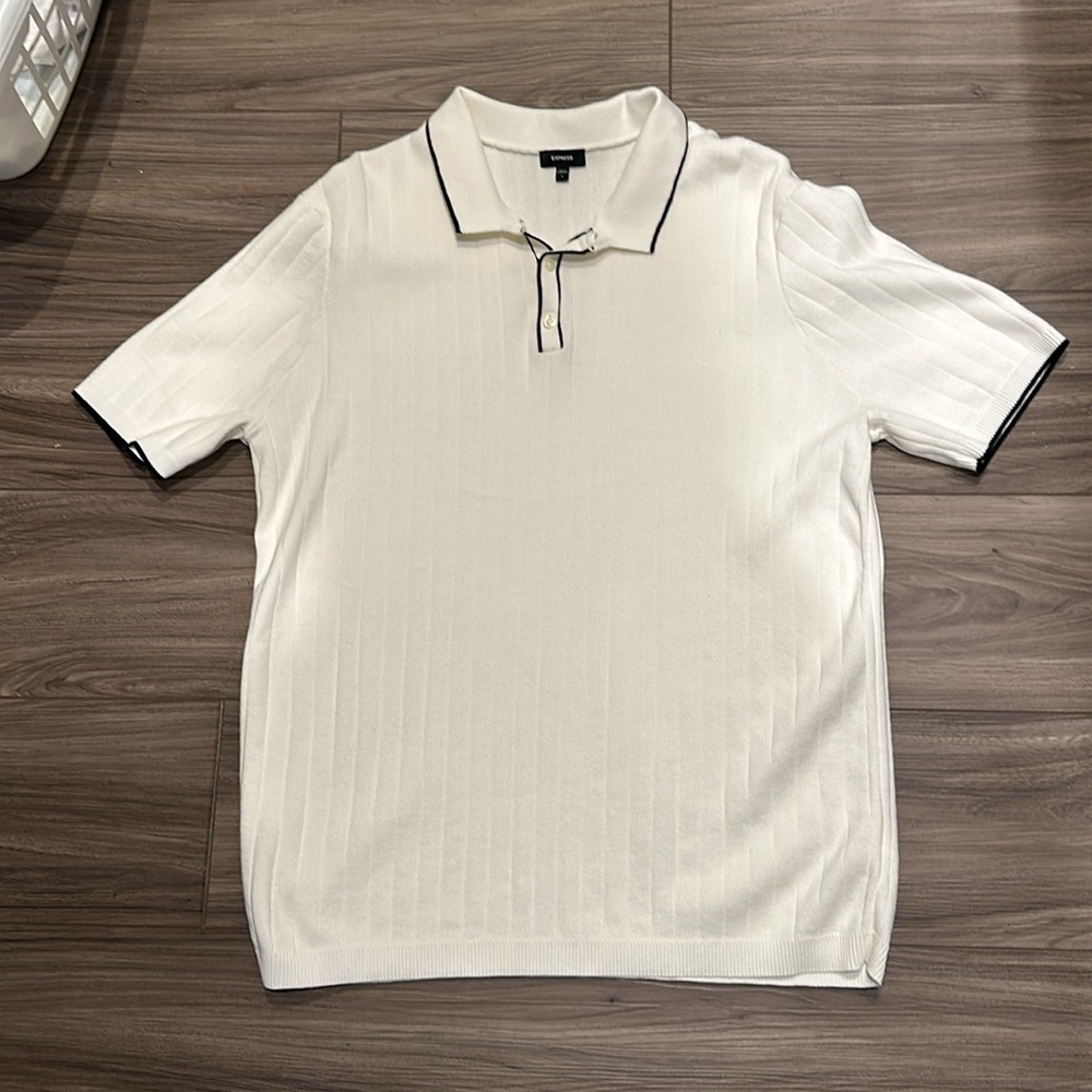 Express sweater Polo Size:L Color:White